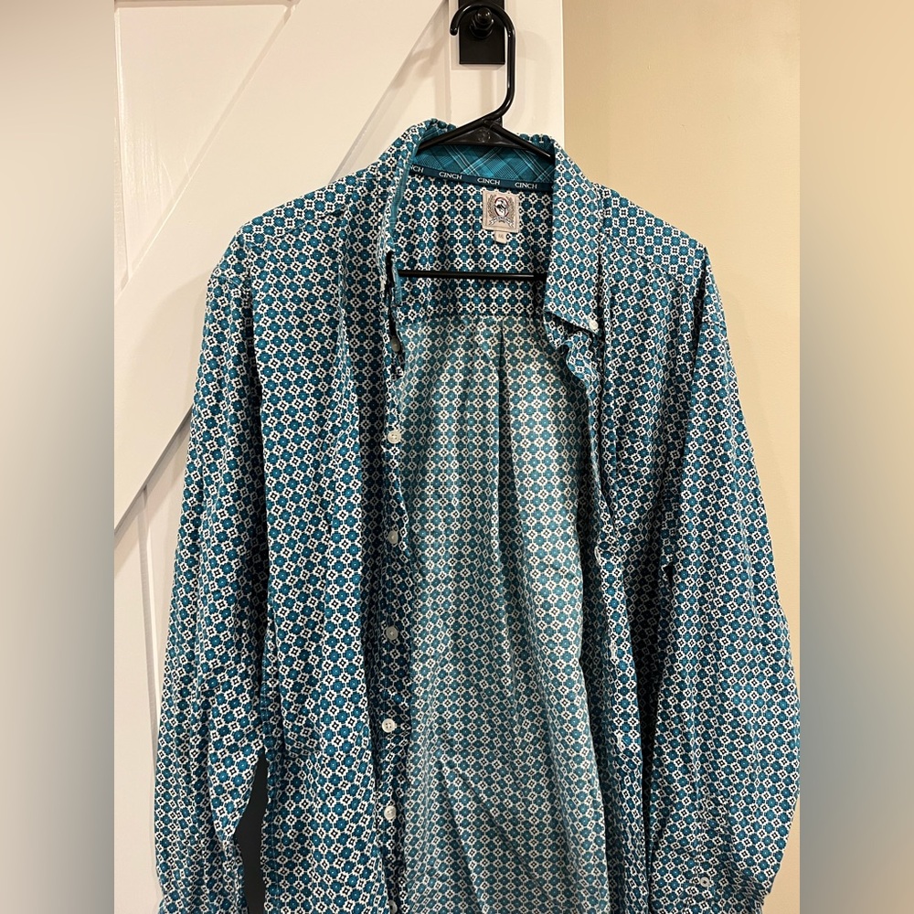 Cinch Button Up